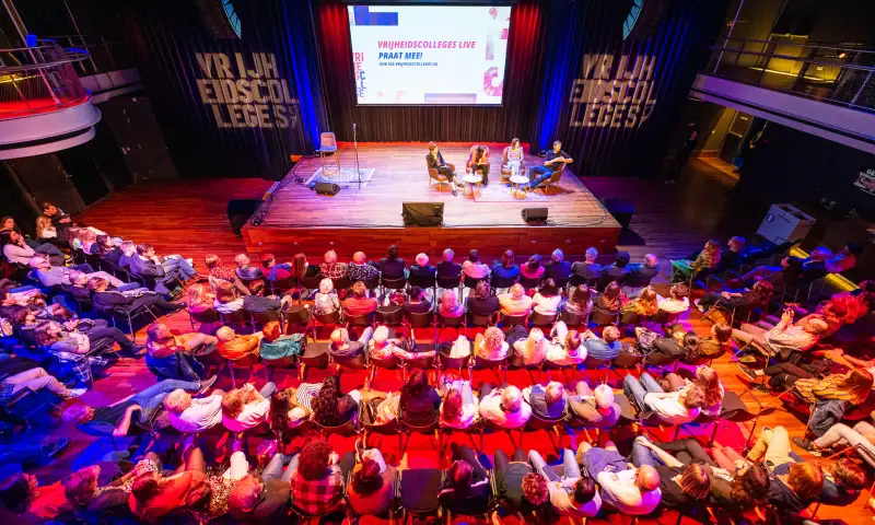Vrijheidscolleges Live! 2024 met Hedy d’Ancona, Devika Partiman en Ayla Çekin Satijn