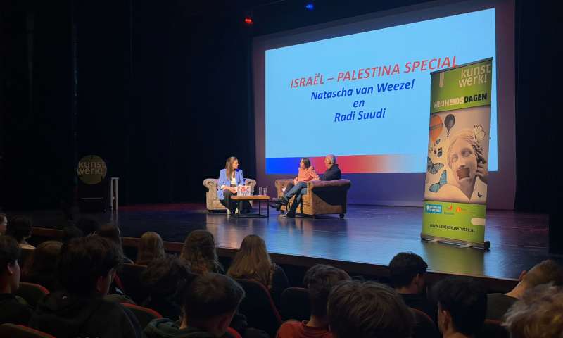 In gesprek over vrede tijdens Gelderse Vrijheidsdagen